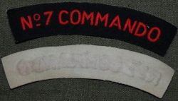 SHOULDER TITLE No 7 COMMANDO OBLOUČEK REPRO BAVLNA 