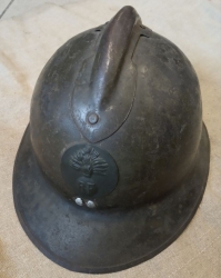 WWII FRANCOUZSKÁ HELMA ADRIAN ORIGO. VNITŘEK REPRO 