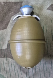 WWII WH  Německý ruční granát Eierhandgranate M39  repro 